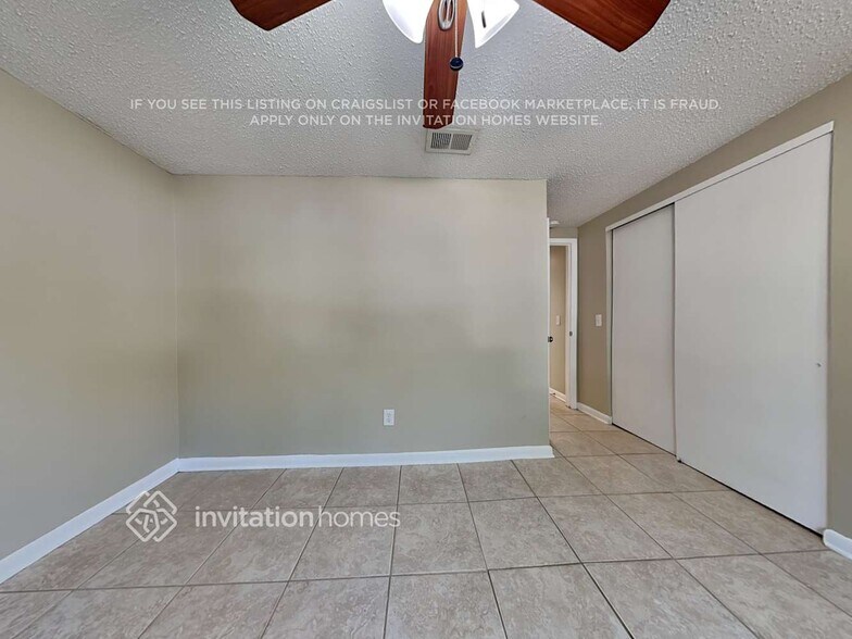 Building Photo - 2818 W Shelton Ave