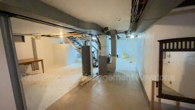 Building Photo - 1038 Ohio Ave