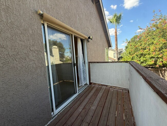 Building Photo - 8420 Oak Flat Way