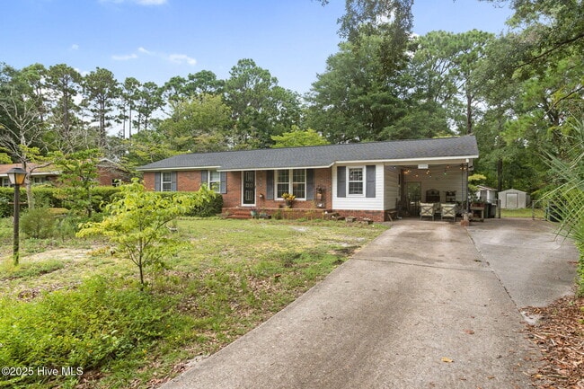 Building Photo - 5405 Autumn Dr