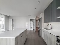 Building Photo - 1188 N Clark St
