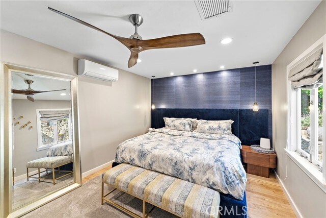 Building Photo - 255 Nyes Pl
