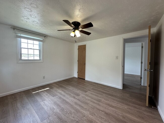 Building Photo - 2752 Carrollwood Heights Rd