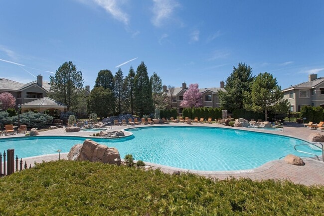 Building Photo - Fully Furnished Single Level Condo Resort LIving