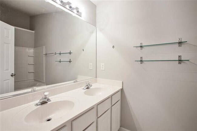 Building Photo - 3322 Hidden Cove Cir NW