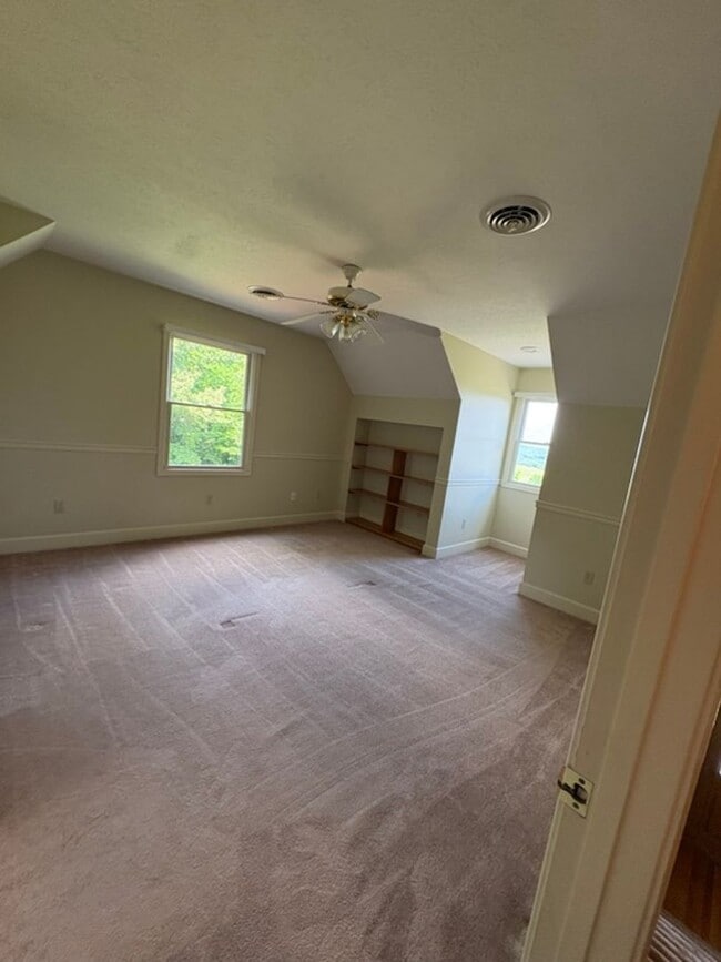 Building Photo - 2737 Hickory Ridge Rd