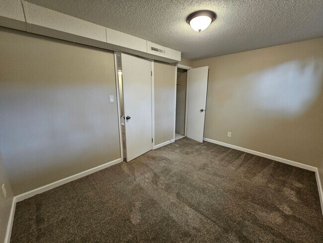 Building Photo - Welcome home to this maintained 4-bedroom, 2-bath Home in 80909!