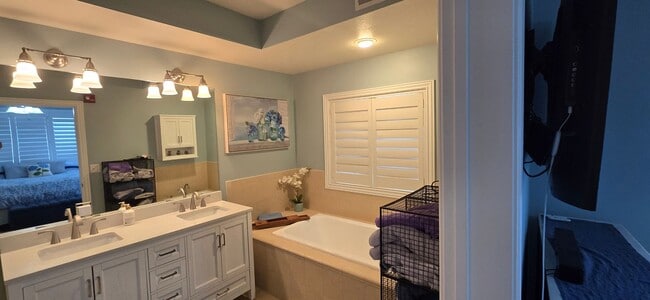 Building Photo - Fully Furnished 3 Bed 2 Bath in Provo