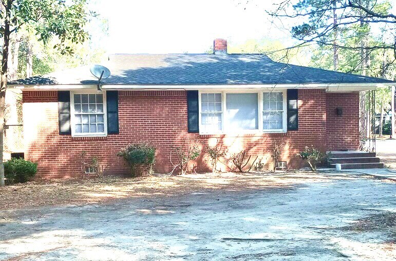 Primary Photo - 715 10th Ave