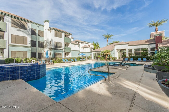 Building Photo - 3848 N 3rd Ave