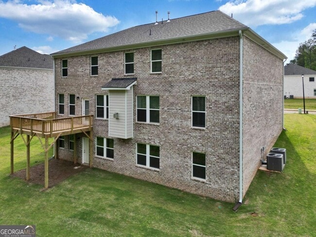 Building Photo - 297 Delta Dr