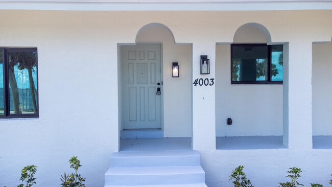 Building Photo - 4003 S Indian River Dr