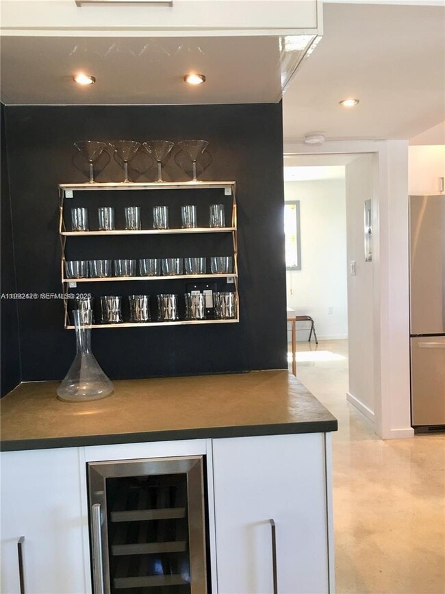 Building Photo - 618 Euclid Ave