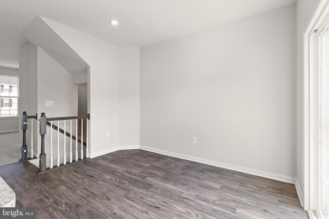 Building Photo - 36084 Fawn Ln