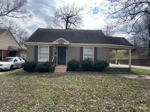 Building Photo - 2283 Poe Ave