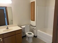 Building Photo - 559-599 N. Maple Street - 567-B/60%