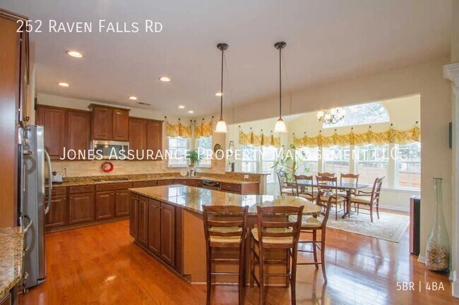 Building Photo - 252 Raven Falls Ln