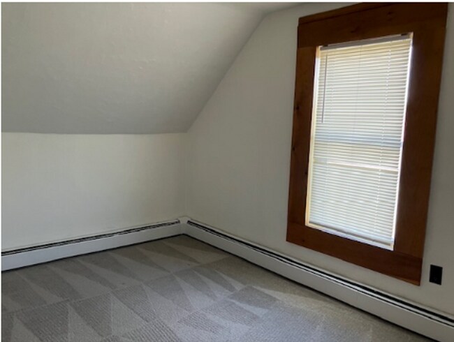 Building Photo - 141 Spruce St