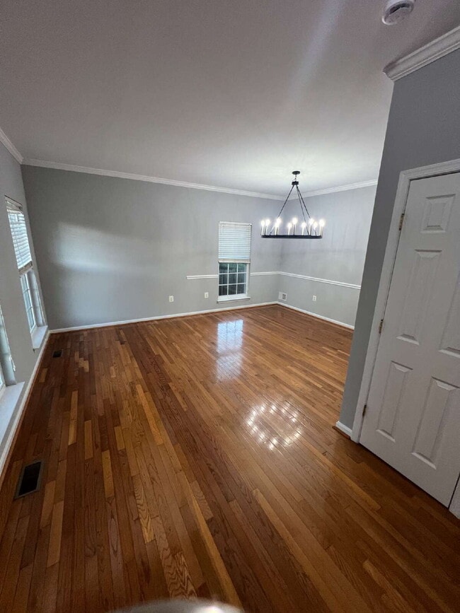 Building Photo - Move-in Special: HALF OFF off of the first month's rent! Stunning 4-5 Bedroom Home for Rent in En...