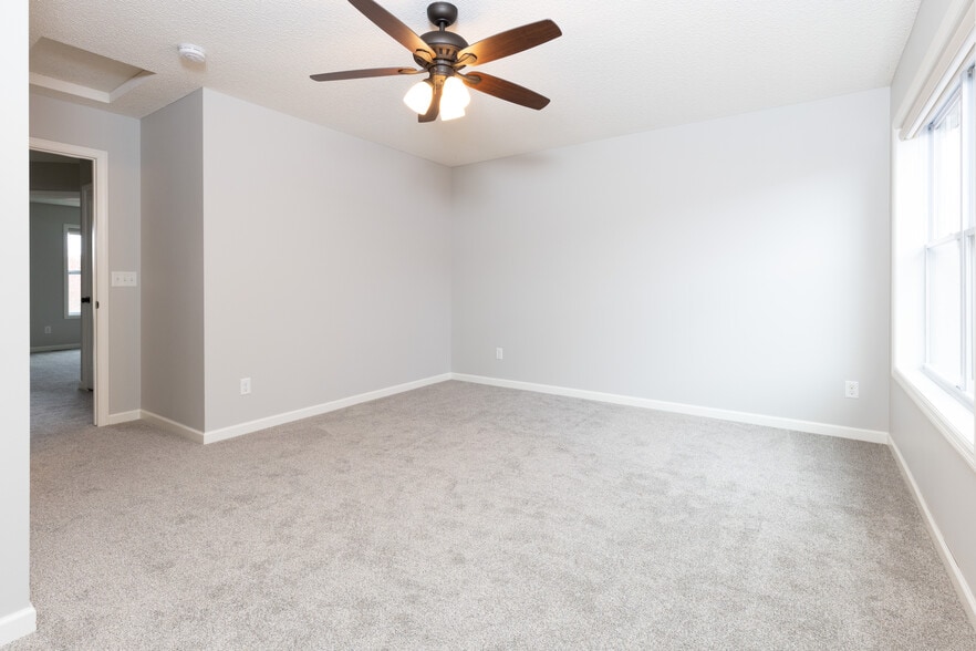 Building Photo - 11340 Sand Castle Dr
