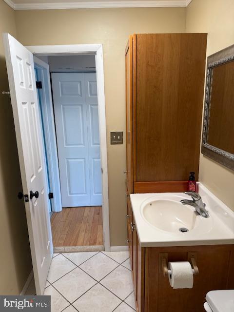 Building Photo - 28 E Daisy Ln