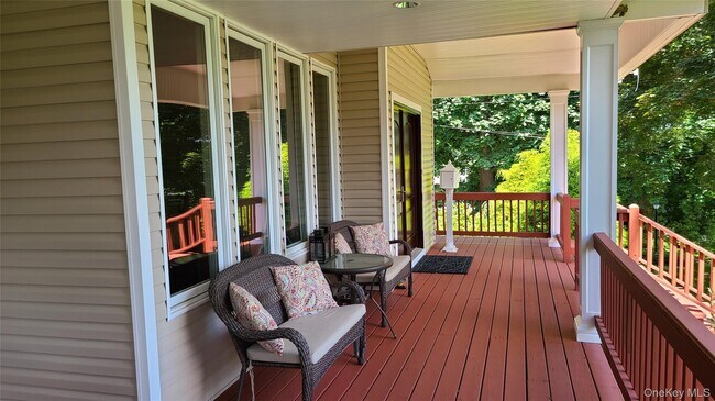 Building Photo - 60 Havilands Ln