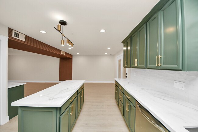 Building Photo - 14647 Perthshire Rd