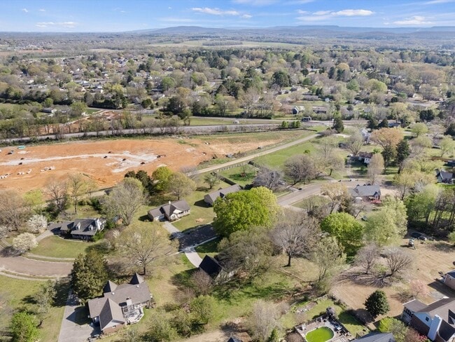 Building Photo - 115 Gaylor Dr