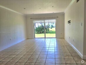 Building Photo - 7480 Miami Lakes Dr