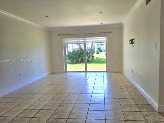 Primary Photo - 7480 Miami Lakes Dr