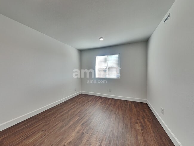 Building Photo - 2710 Hot Cider Ave