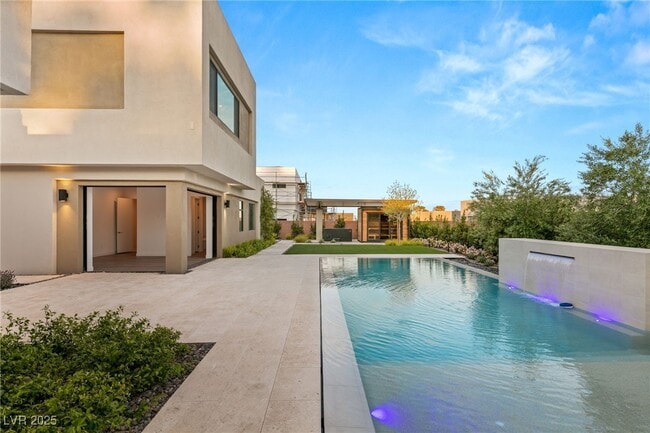 Building Photo - 7385 Heron Cyn Ct