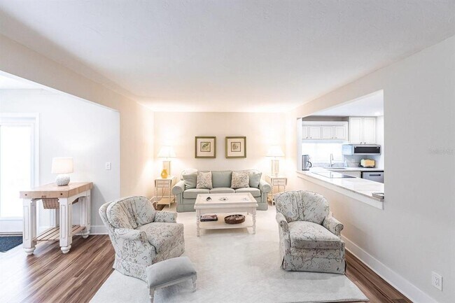 Building Photo - 6023 W Peppertree Way