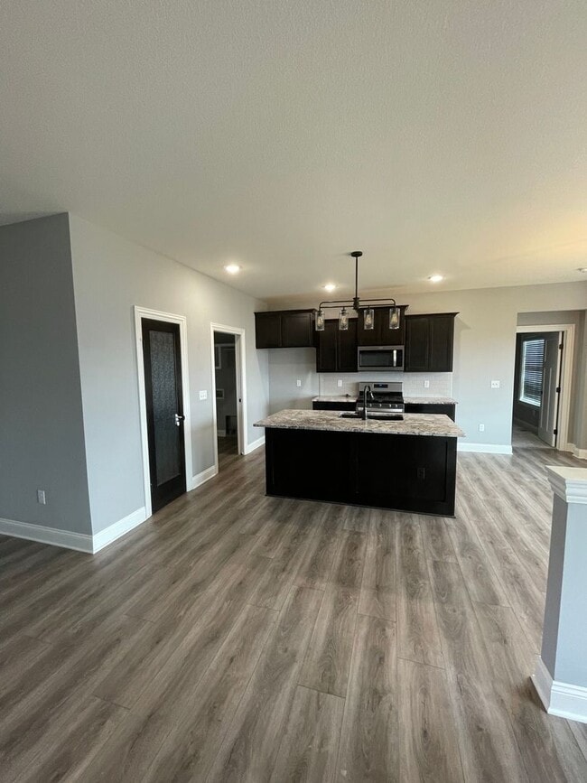 Building Photo - 3419 Laughlin St