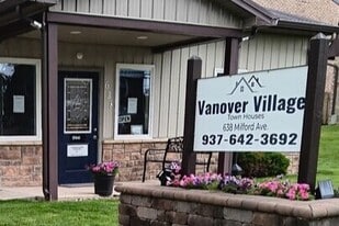 Building Photo - Vanover Village Townhouses