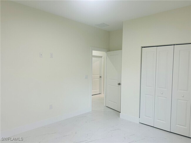 Building Photo - 149 Meadow Rd