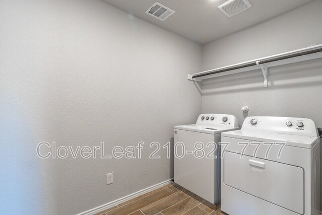 Building Photo - 238 Jaycen Ln