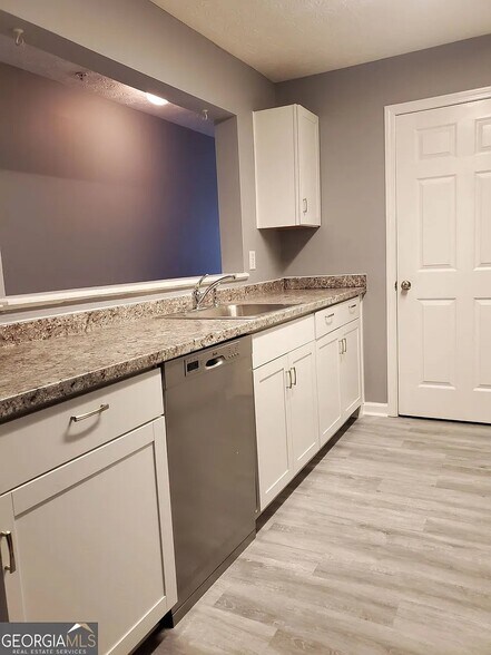 Building Photo - 17301 Waldrop Cove