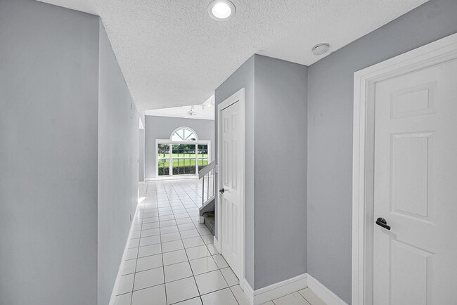 Building Photo - 17094 Boca Club Blvd