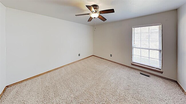Building Photo - 2716 Ashe Brooke Pl