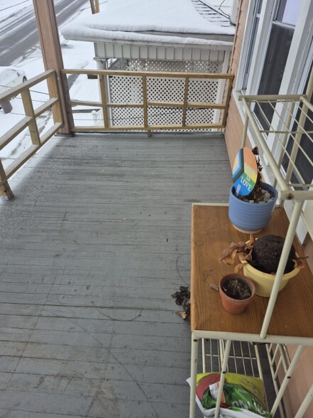 Building Photo - 904 Ash St