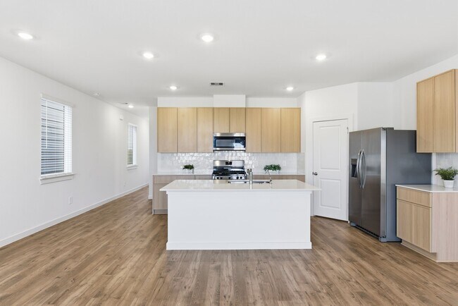 Building Photo - 3534 Blue Mockingbird St