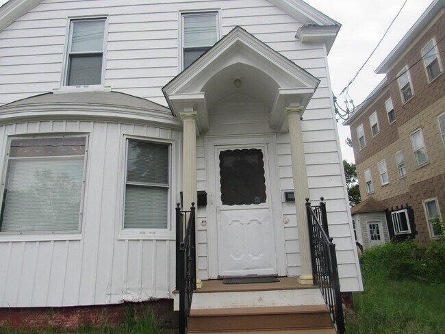 Building Photo - 199 Stafford St