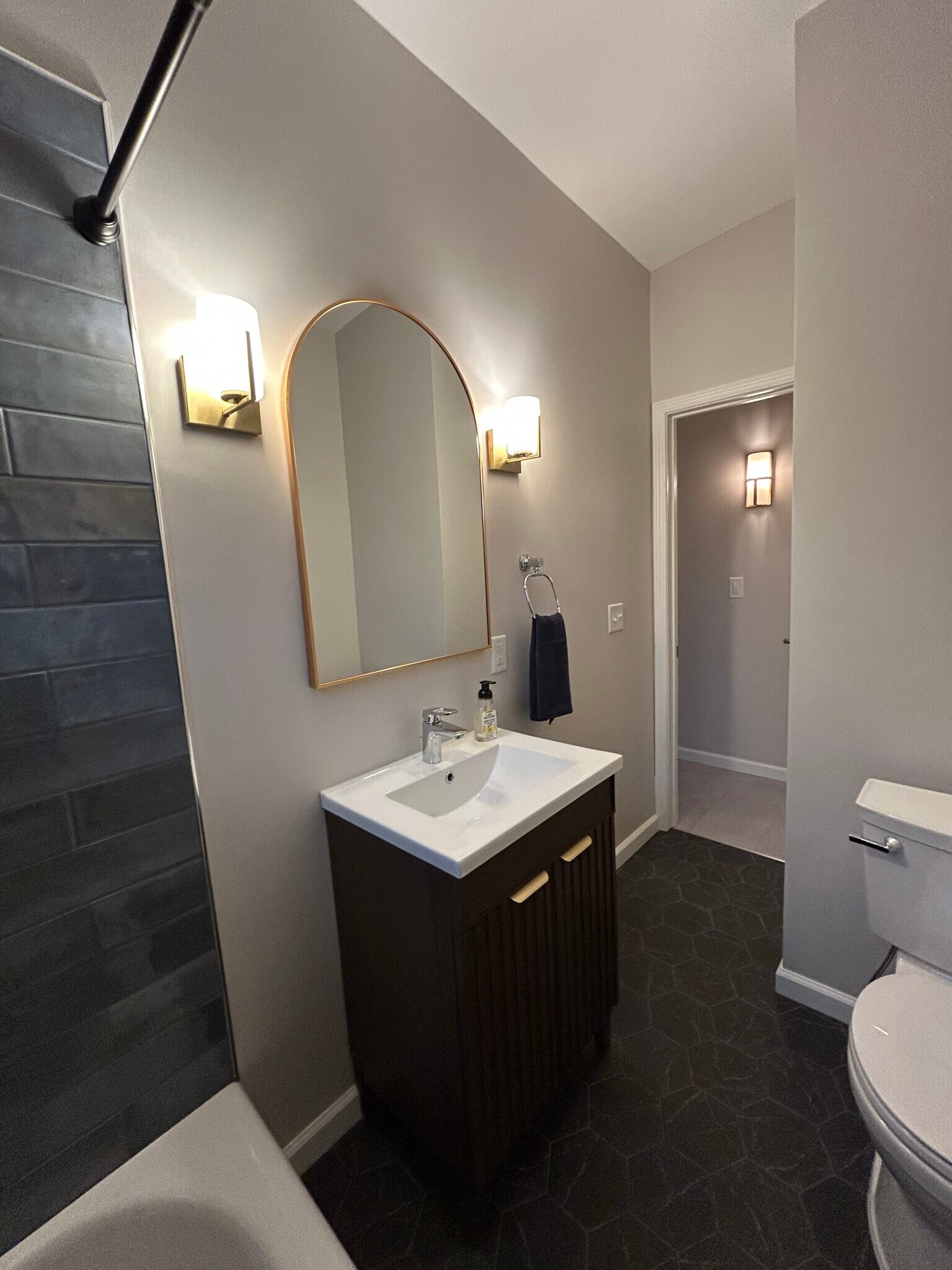 Building Photo - 63 S Grove St