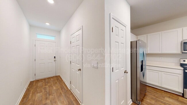 Building Photo - 12730 Barrack Ln