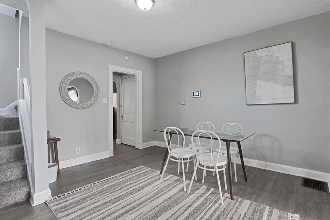 Building Photo - 1125 Wilson Ave