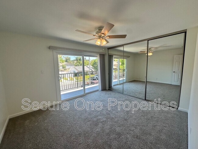 Building Photo - 288 W Siesta Ave