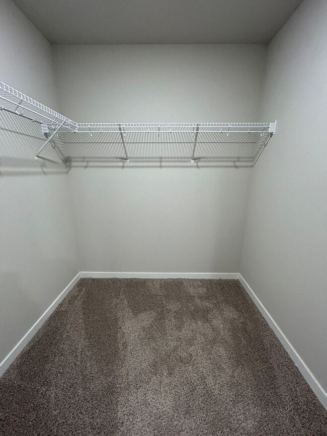 Building Photo - Your Dream Home Awaits in Gretna, NE!