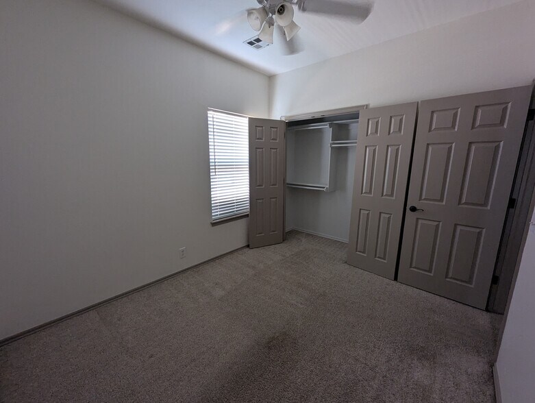 Bedroom 3 - 13715 Oxford Dr