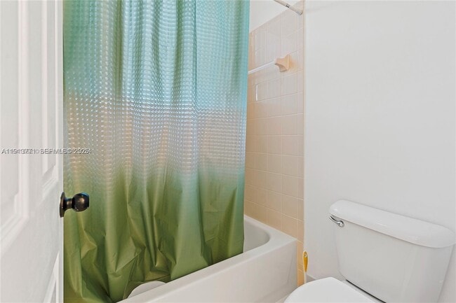 Building Photo - 2258 NE 42nd Ave